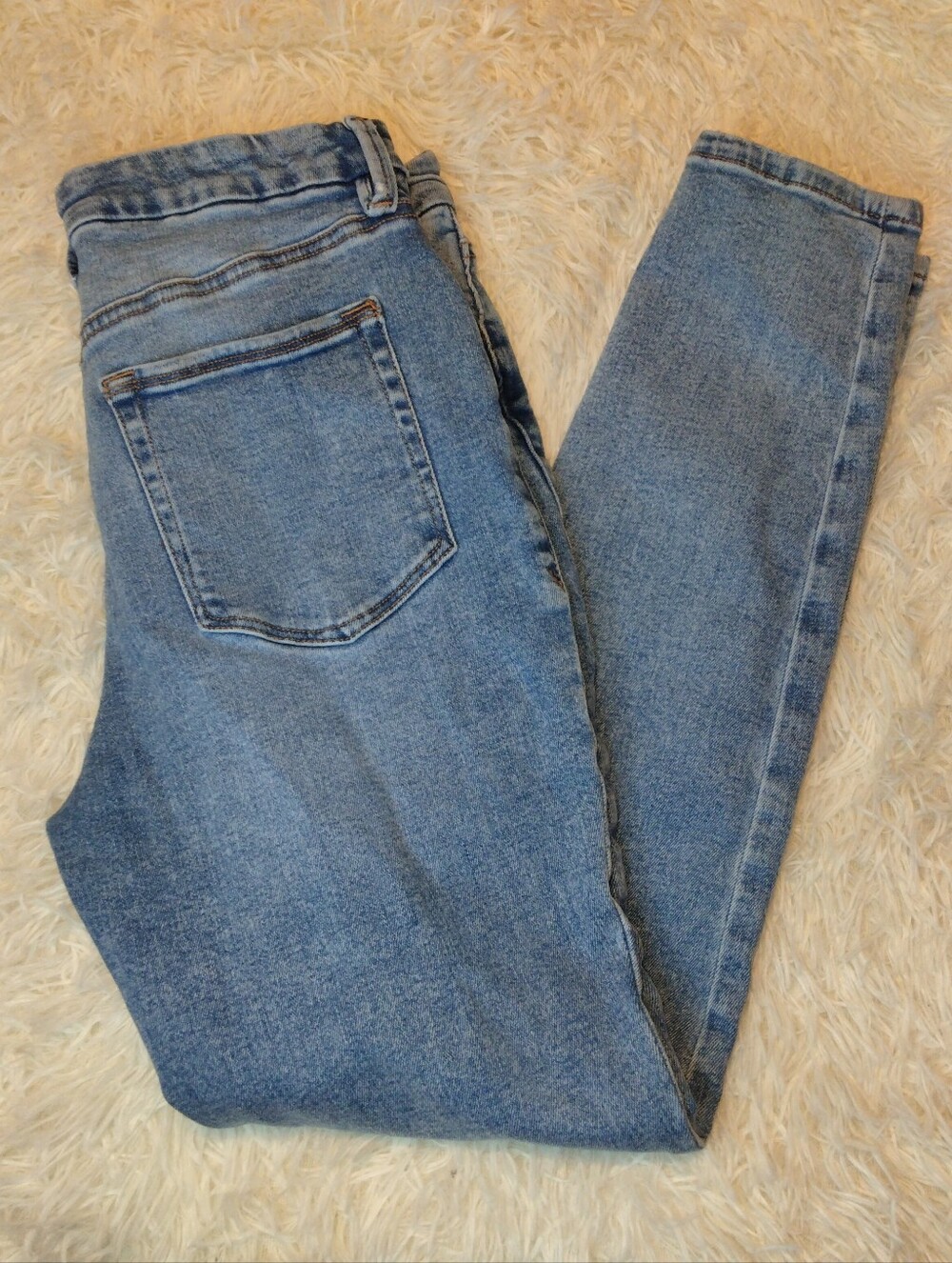Good American Good Legs Straight Jeans Size 12/31 - Picture 3 of 11